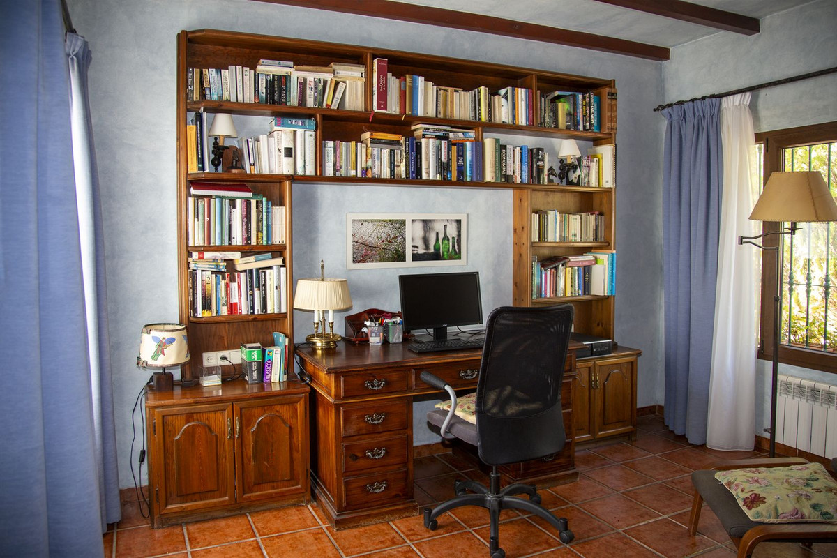 6 Bed Townhouse for sale in La Cala Golf Costa Del Sol, Málaga, Spain