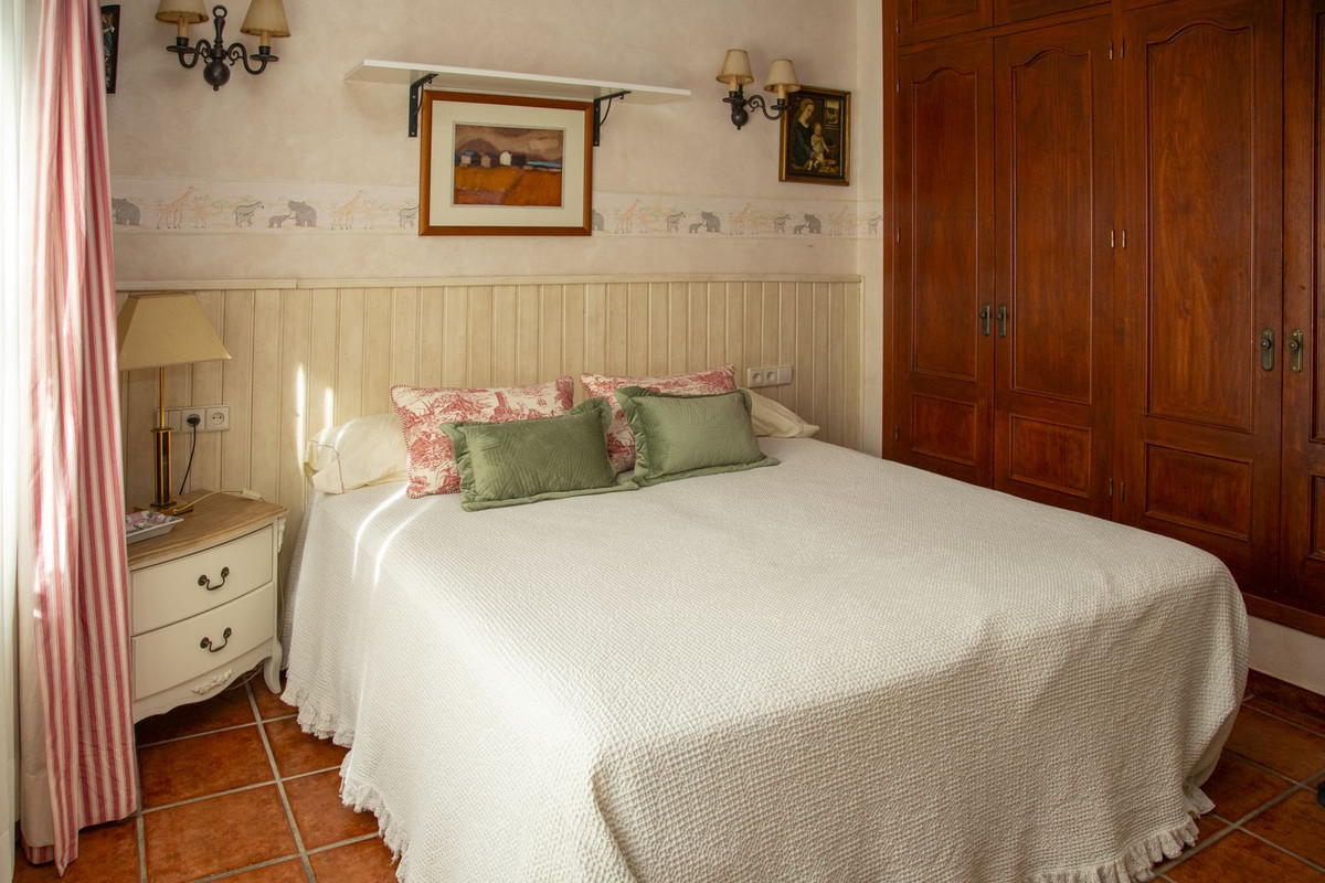 6 Bed Townhouse for sale in La Cala Golf Costa Del Sol, Málaga, Spain