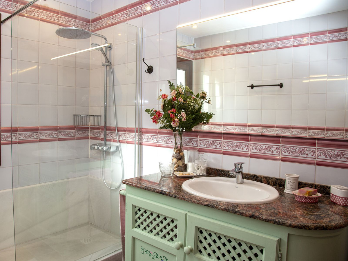 6 Bed Townhouse for sale in La Cala Golf Costa Del Sol, Málaga, Spain