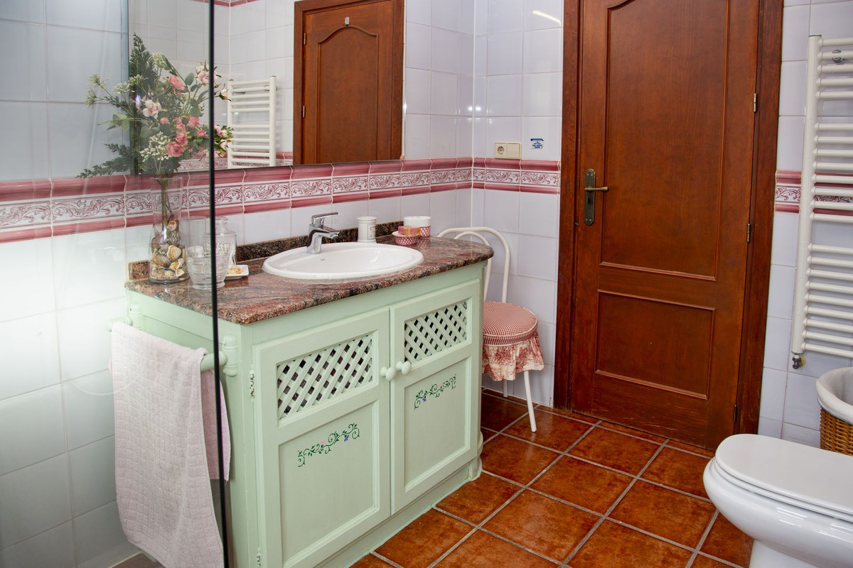 6 Bed Townhouse for sale in La Cala Golf Costa Del Sol, Málaga, Spain