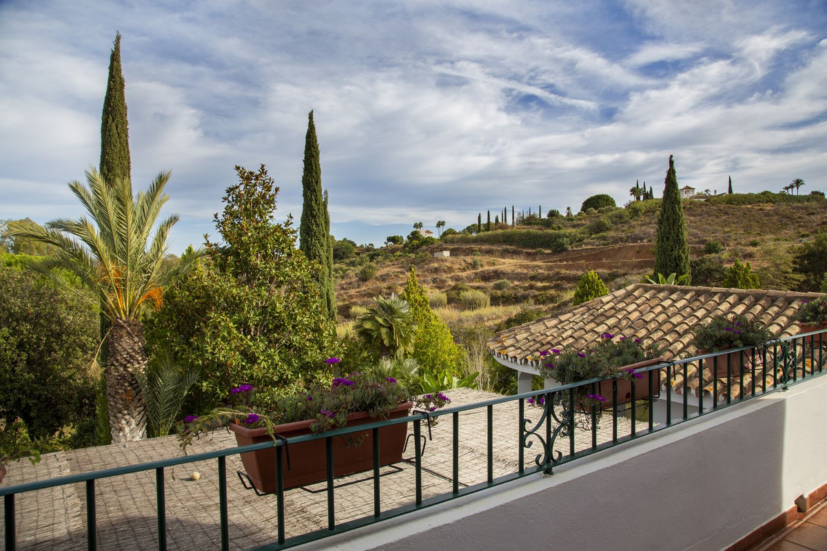 6 Bed Townhouse for sale in La Cala Golf Costa Del Sol, Málaga, Spain