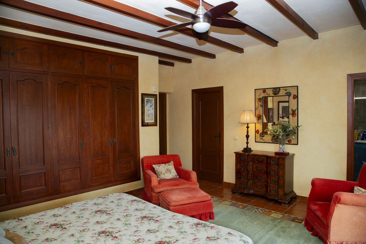 6 Bed Townhouse for sale in La Cala Golf Costa Del Sol, Málaga, Spain