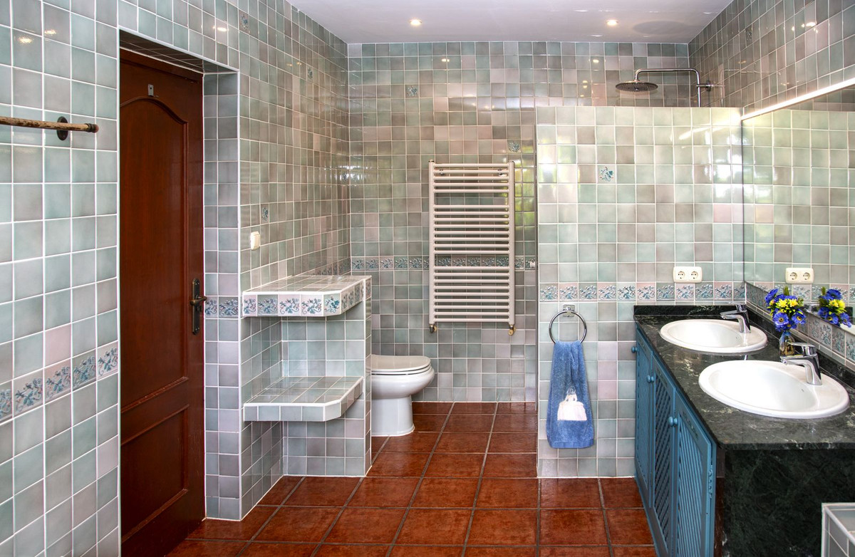 6 Bed Townhouse for sale in La Cala Golf Costa Del Sol, Málaga, Spain