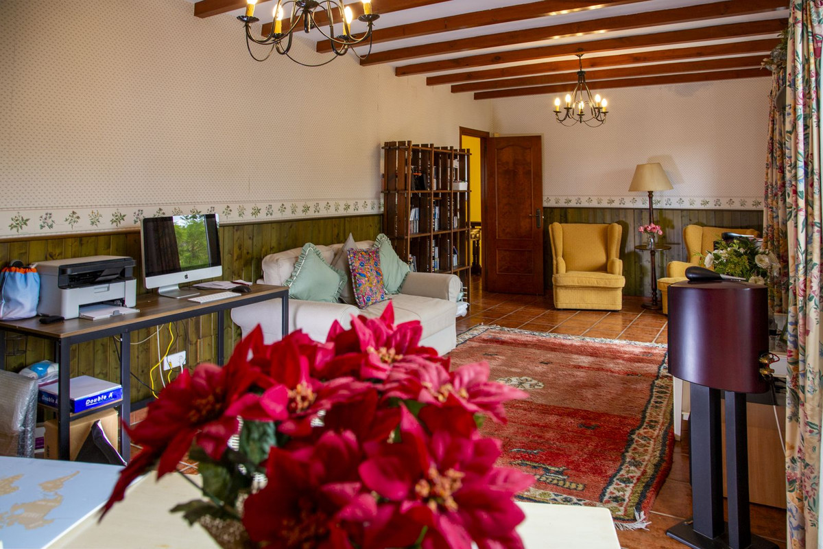 6 Bed Townhouse for sale in La Cala Golf Costa Del Sol, Málaga, Spain