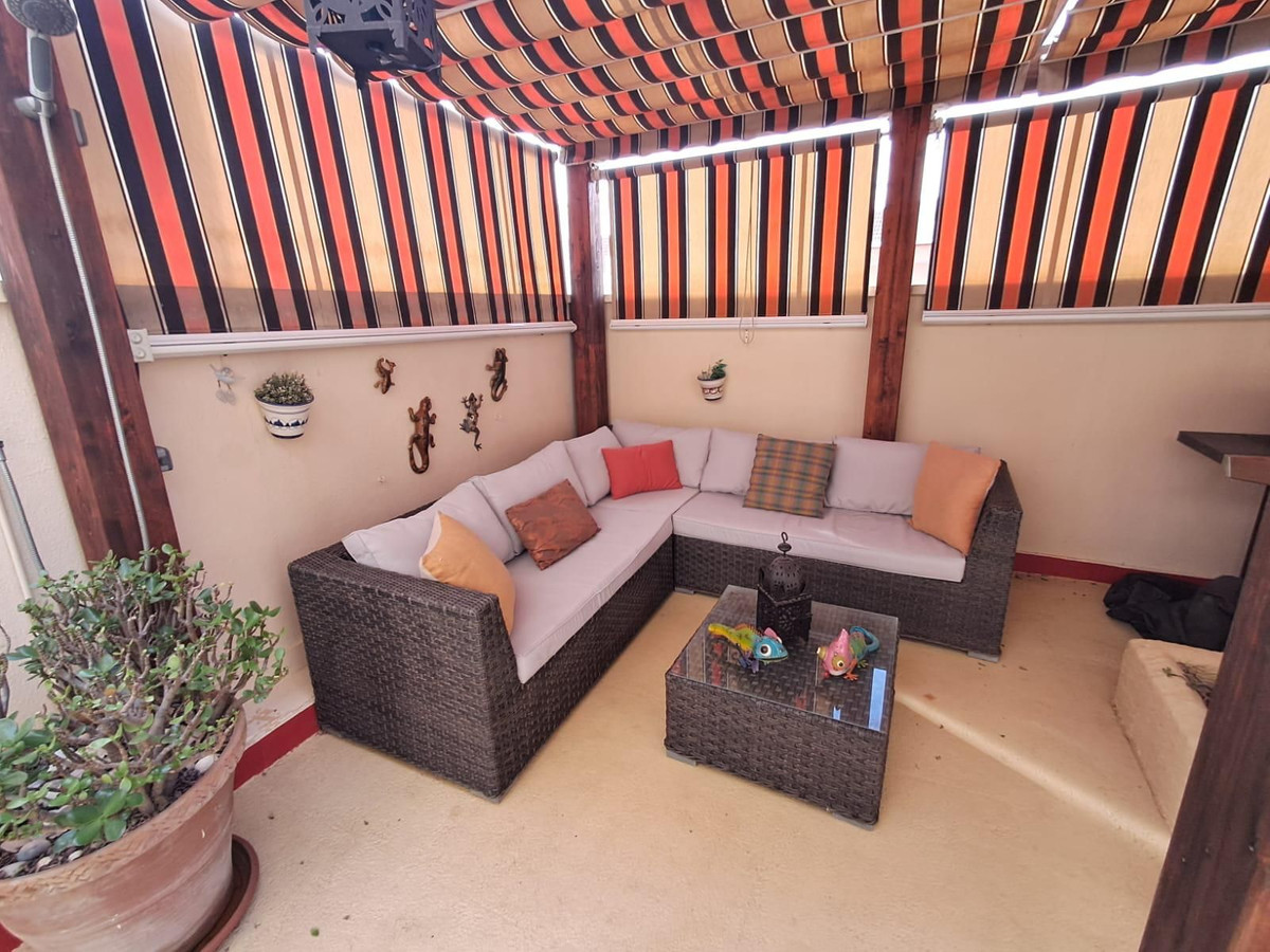 2 Bed Apartment for sale in Fuengirola Costa Del Sol, Málaga, Spain