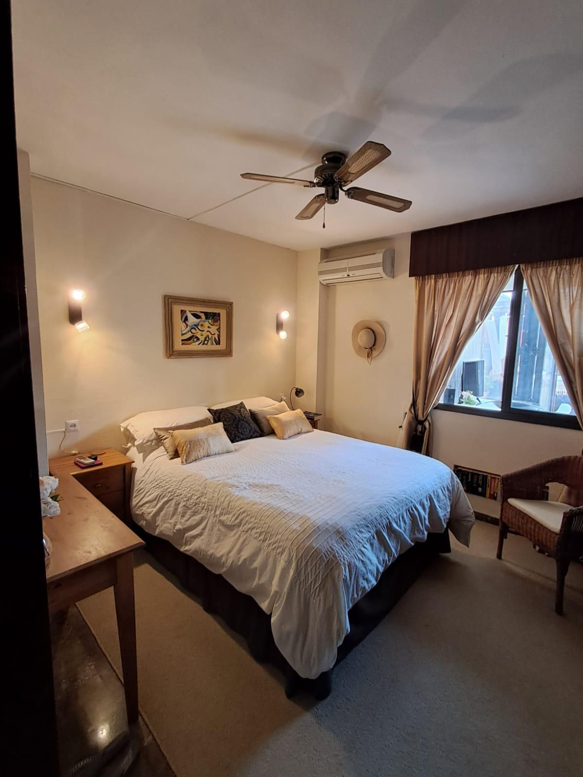 2 Bed Apartment for sale in Fuengirola Costa Del Sol, Málaga, Spain