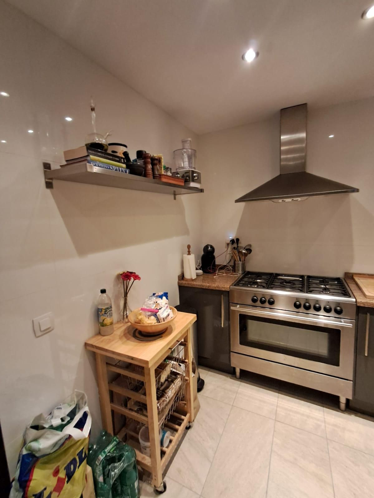 2 Bed Apartment for sale in Fuengirola Costa Del Sol, Málaga, Spain