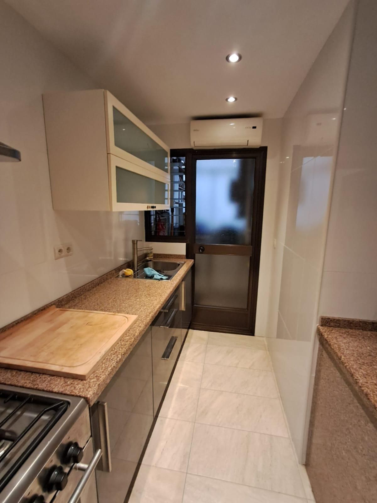 2 Bed Apartment for sale in Fuengirola Costa Del Sol, Málaga, Spain