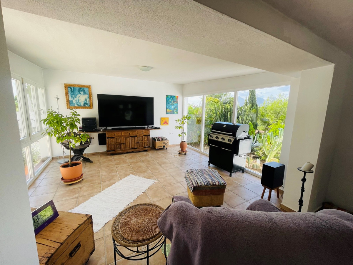 Se vende Villa - Chalet de 6 dormitorios en Costa Blanca, Alicante, España