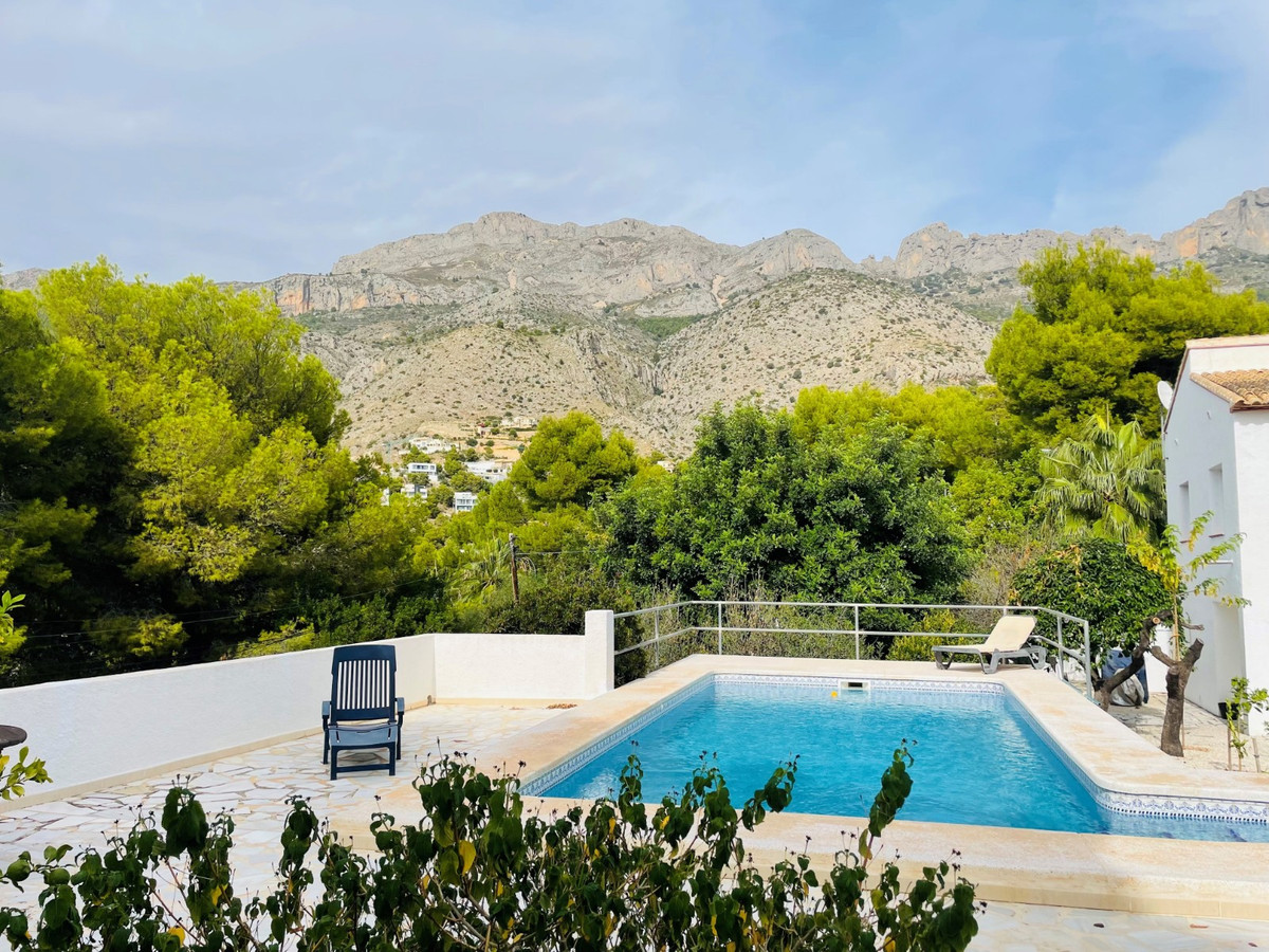 Se vende Villa - Chalet de 6 dormitorios en Costa Blanca, Alicante, España