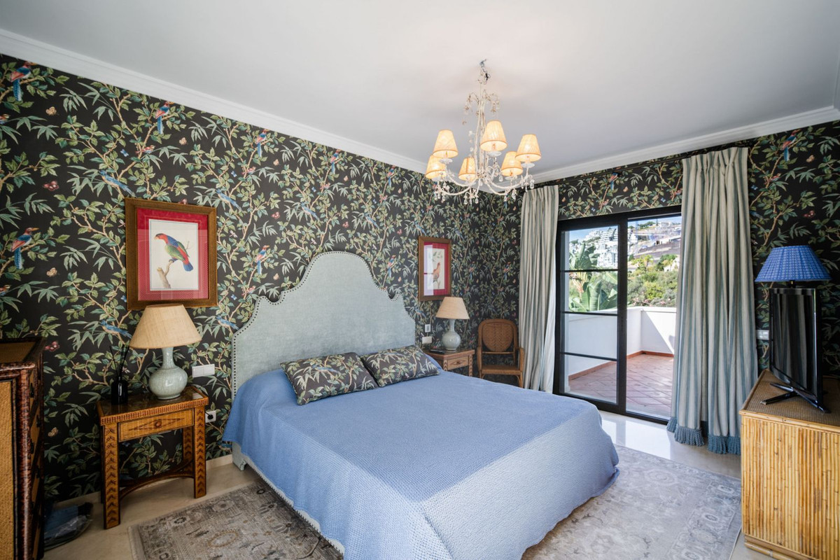 Se vende Villa - Chalet de 4 dormitorios en Costa Del Sol, Málaga, España