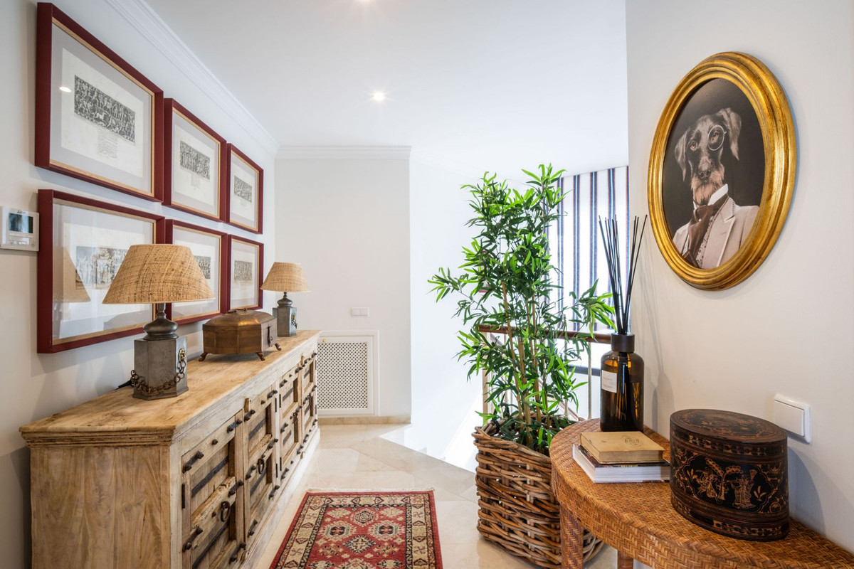 Se vende Villa - Chalet de 4 dormitorios en Costa Del Sol, Málaga, España