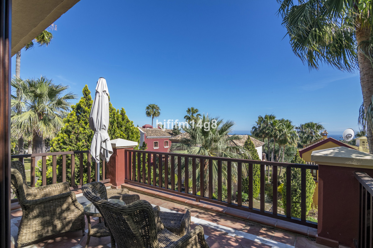 6 Bed Townhouse for sale in The Golden Mile Costa Del Sol, Málaga, Spain