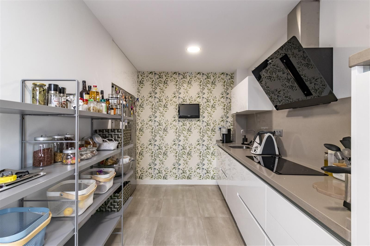 3 Bed Townhouse for sale in San Pedro De Alcántara Costa Del Sol, Málaga, Spain