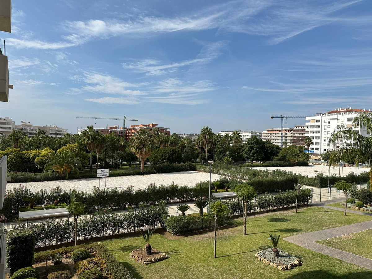 3 Bed Apartment for sale in Nueva Andalucía Costa Del Sol, Málaga, Spain