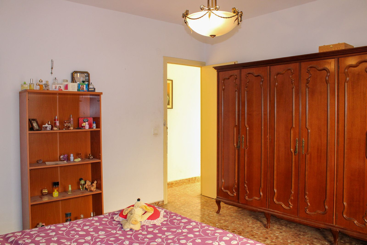 4 Bed Apartment for sale in Frigiliana Costa Del Sol East, Málaga, Spain