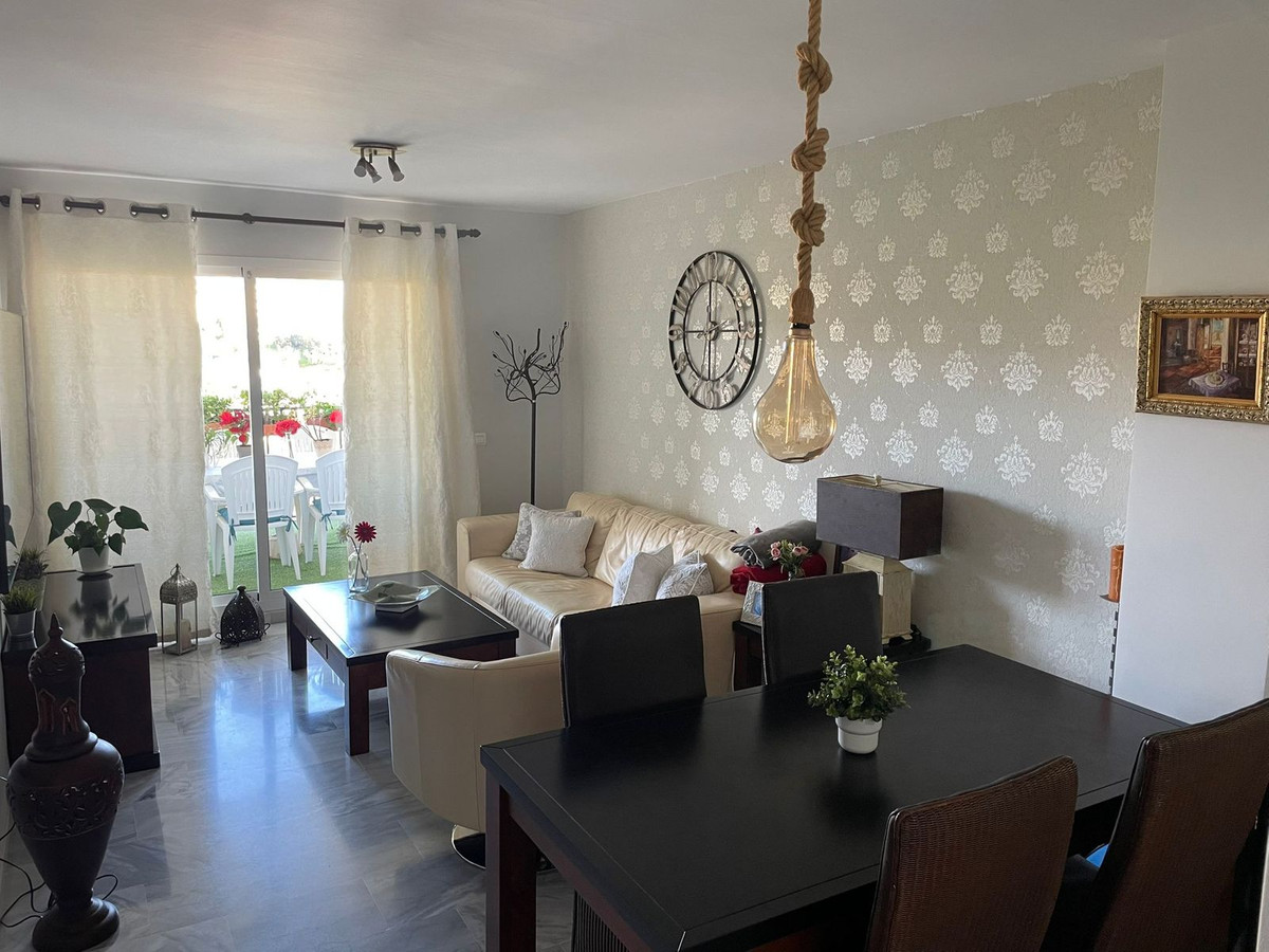 Se vende Apartamento Planta Media de 3 dormitorios en Costa Del Sol, Málaga, España