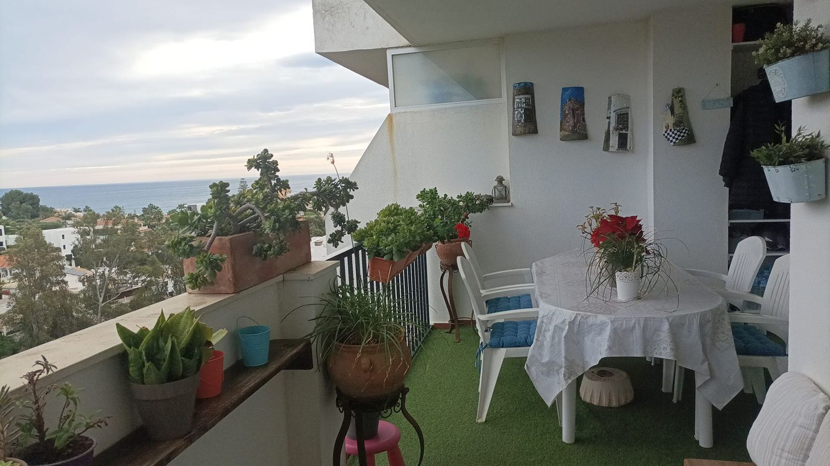Se vende Apartamento Planta Media de 3 dormitorios en Costa Del Sol, Málaga, España