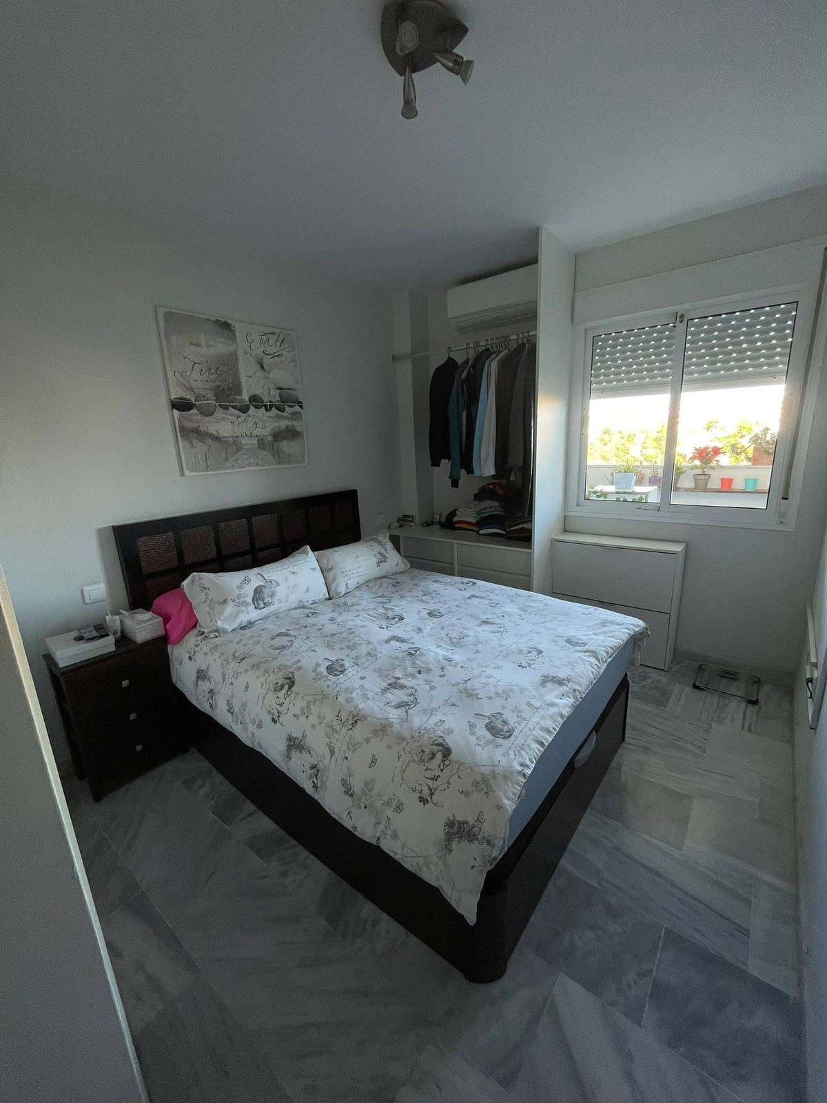 Se vende Apartamento Planta Media de 3 dormitorios en Costa Del Sol, Málaga, España