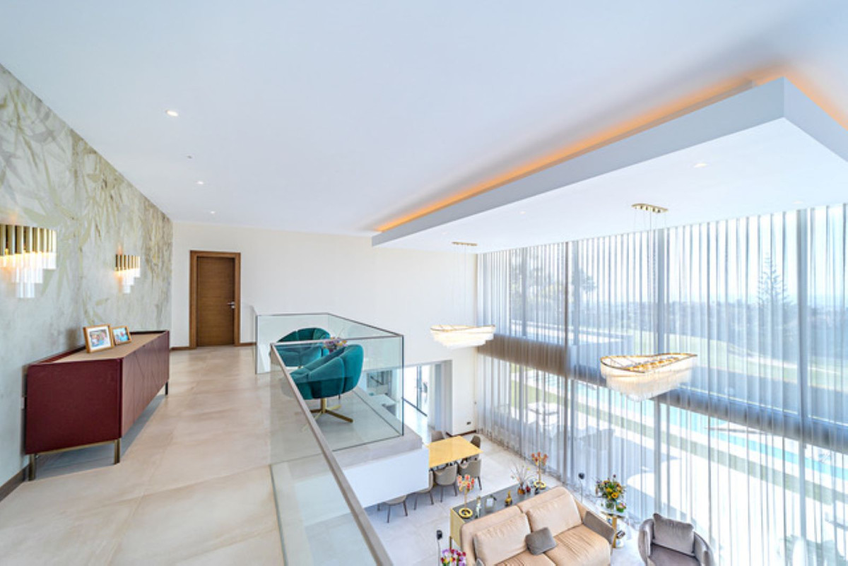 Se vende Villa - Chalet de 5 dormitorios en Costa Del Sol, Málaga, España