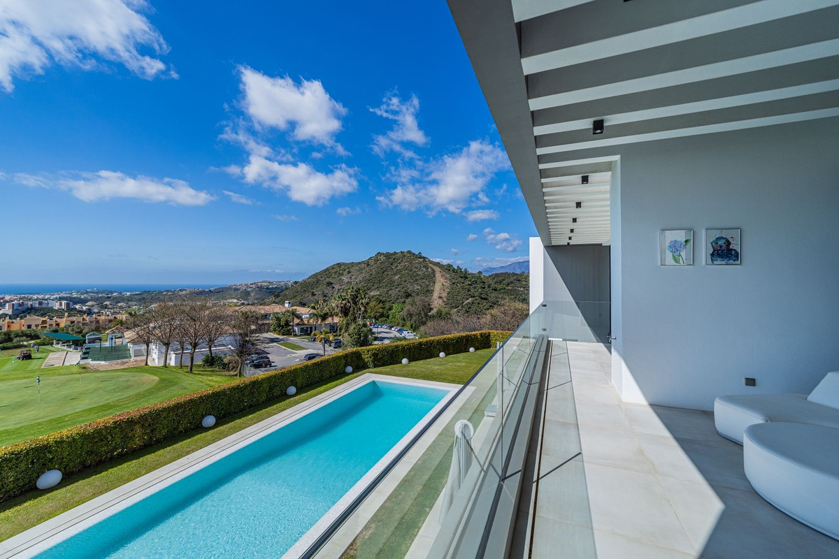 Se vende Villa - Chalet de 5 dormitorios en Costa Del Sol, Málaga, España