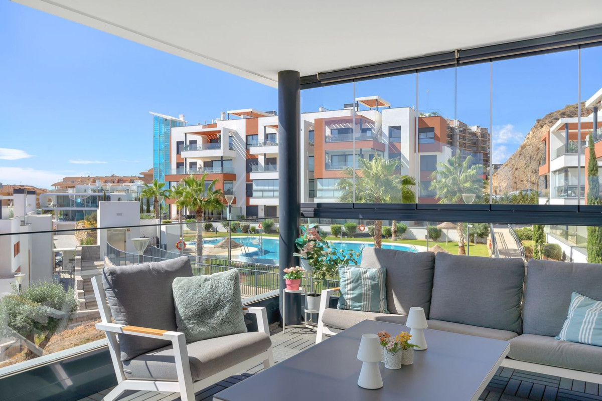 4 Bed Apartment for sale in Fuengirola Costa Del Sol, Málaga, Spain
