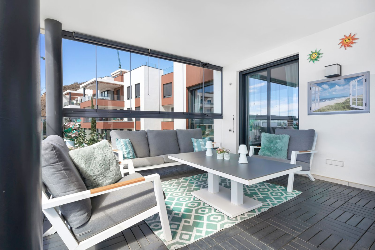 4 Bed Apartment for sale in Fuengirola Costa Del Sol, Málaga, Spain
