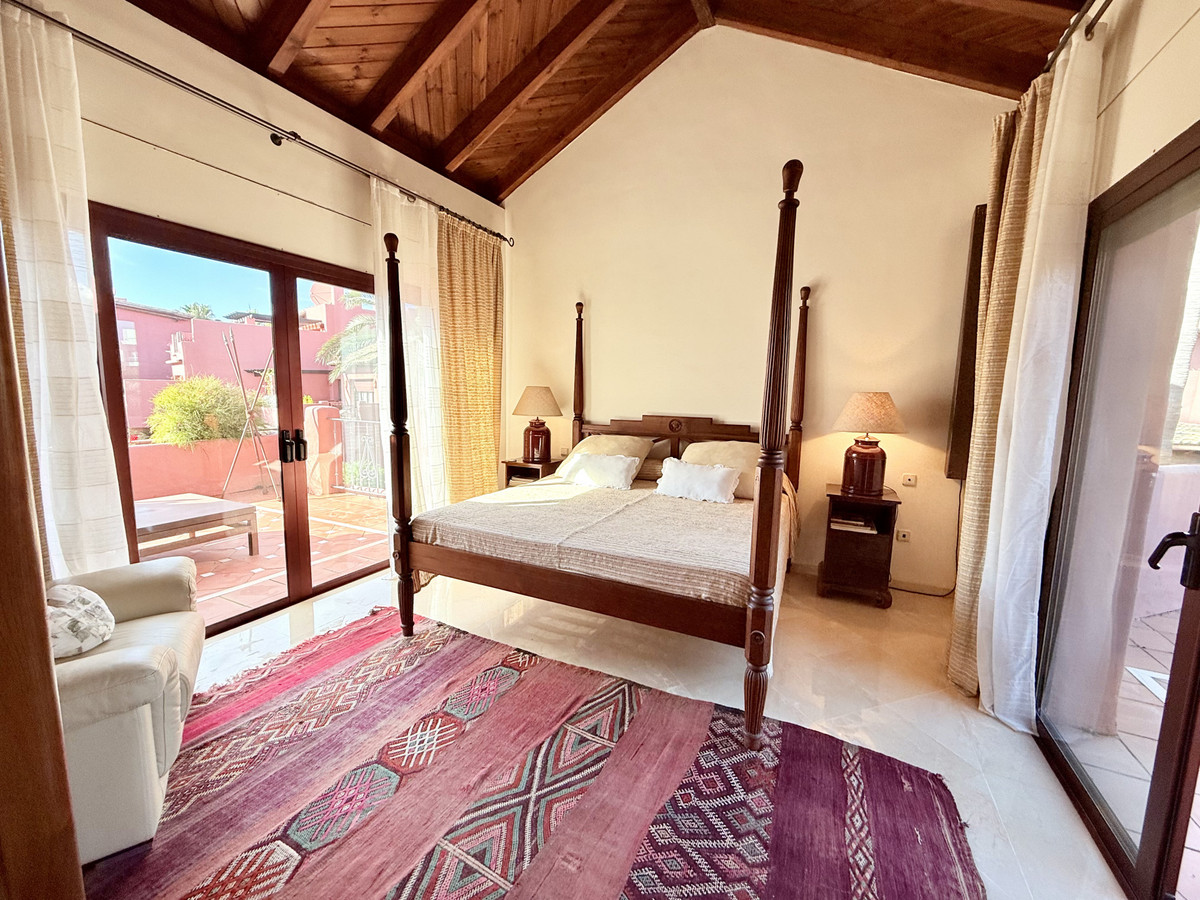 Se vende Apartamento Planta Media de 3 dormitorios en Costa Del Sol, Málaga, España