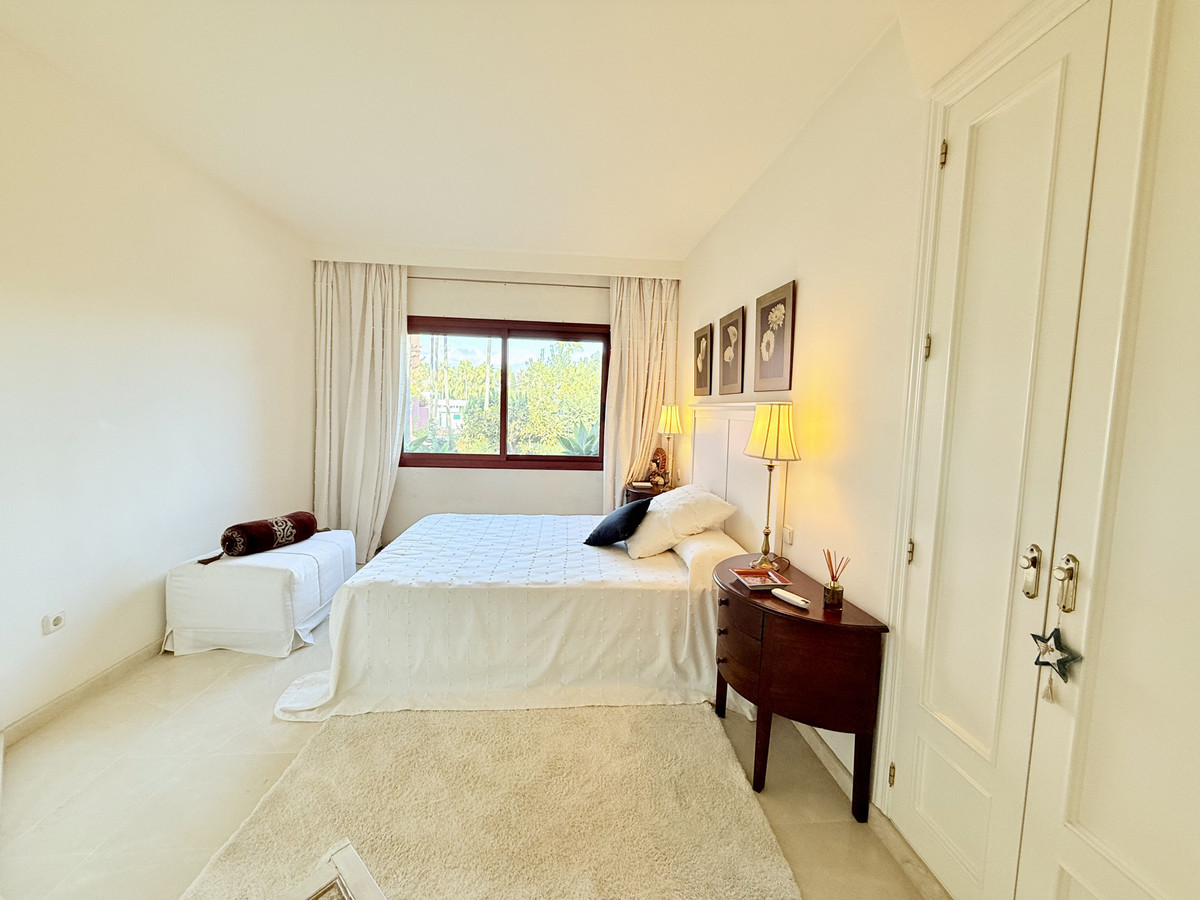 Se vende Apartamento Planta Media de 3 dormitorios en Costa Del Sol, Málaga, España