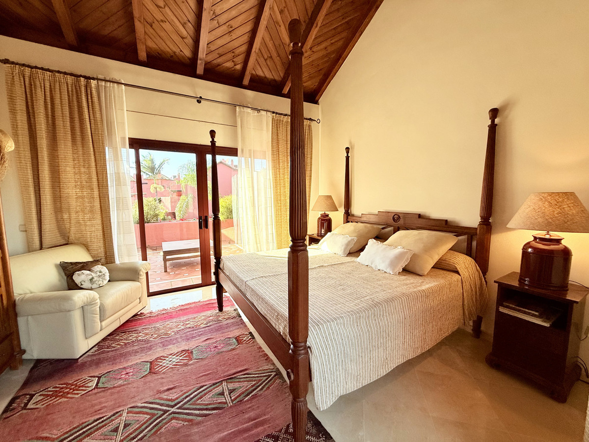 Se vende Apartamento Planta Media de 3 dormitorios en Costa Del Sol, Málaga, España