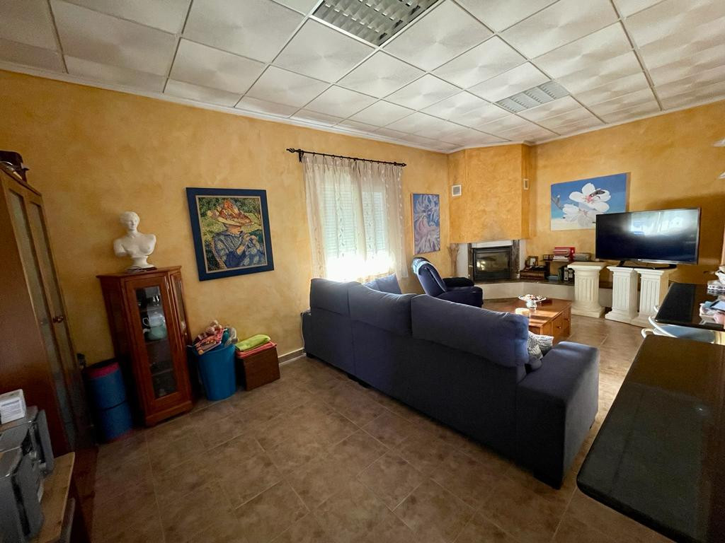 7 Bed Townhouse for sale in Albatera Costa Blanca, Alicante, Spain