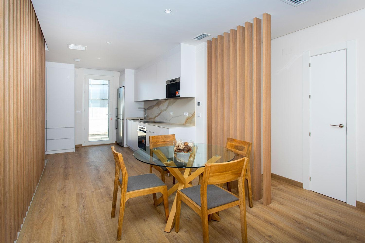 Se vende Bungalow de 3 dormitorios en Costa Blanca, Alicante, España