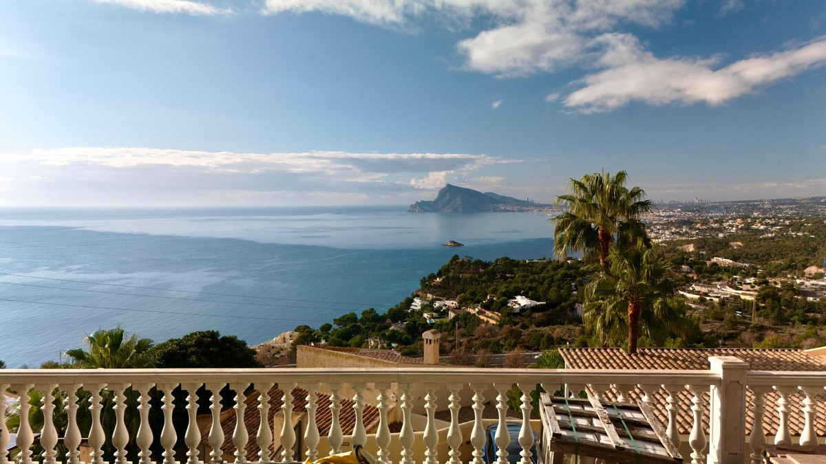 4 Bed Townhouse for sale in Altea Costa Blanca, Alicante, Spain