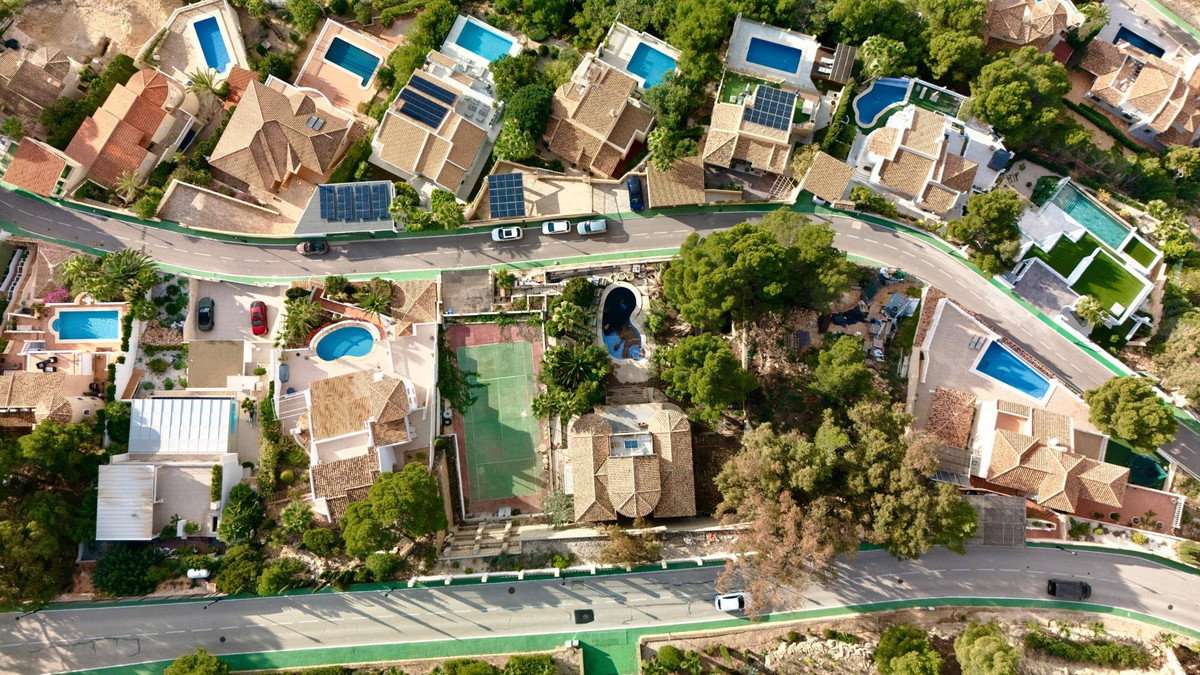 4 Bed Townhouse for sale in Altea Costa Blanca, Alicante, Spain