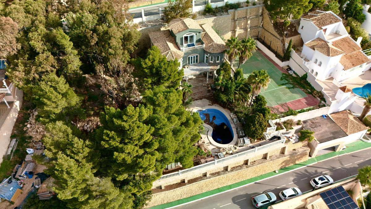4 Bed Townhouse for sale in Altea Costa Blanca, Alicante, Spain