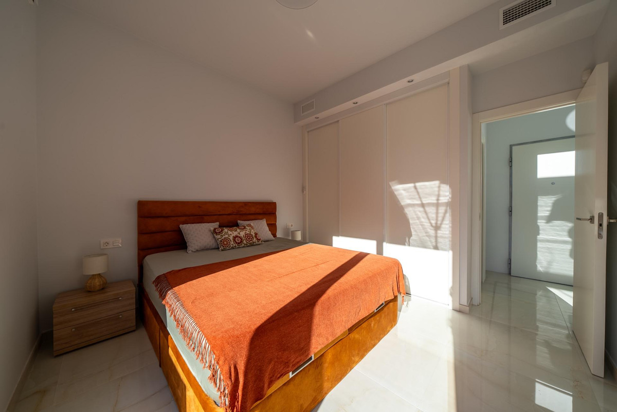 Se vende Villa - Chalet de 3 dormitorios en Costa Blanca, Alicante, España