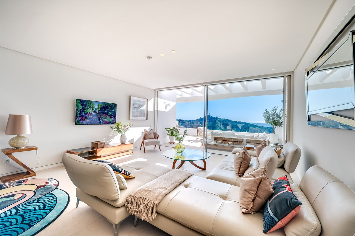 3 Bed Apartment for sale in Ojén Costa Del Sol, Málaga, Spain