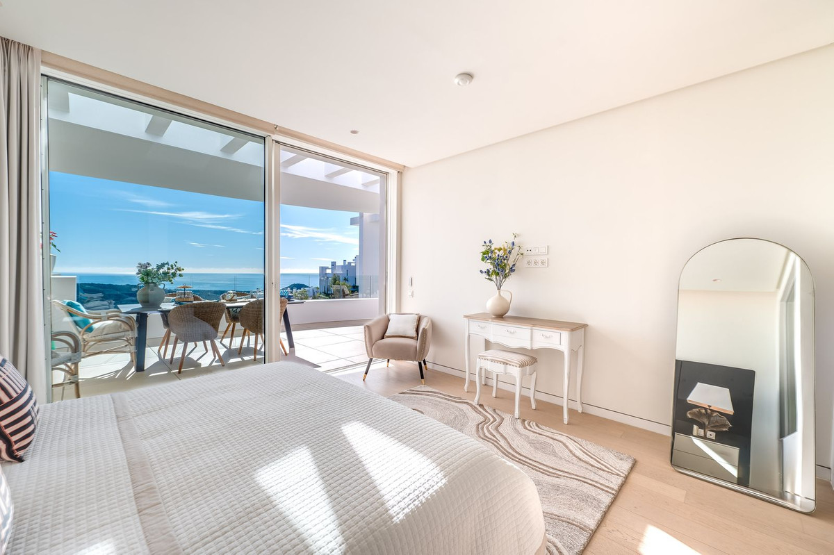 3 Bed Apartment for sale in Ojén Costa Del Sol, Málaga, Spain
