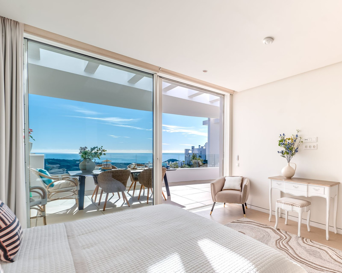3 Bed Apartment for sale in Ojén Costa Del Sol, Málaga, Spain