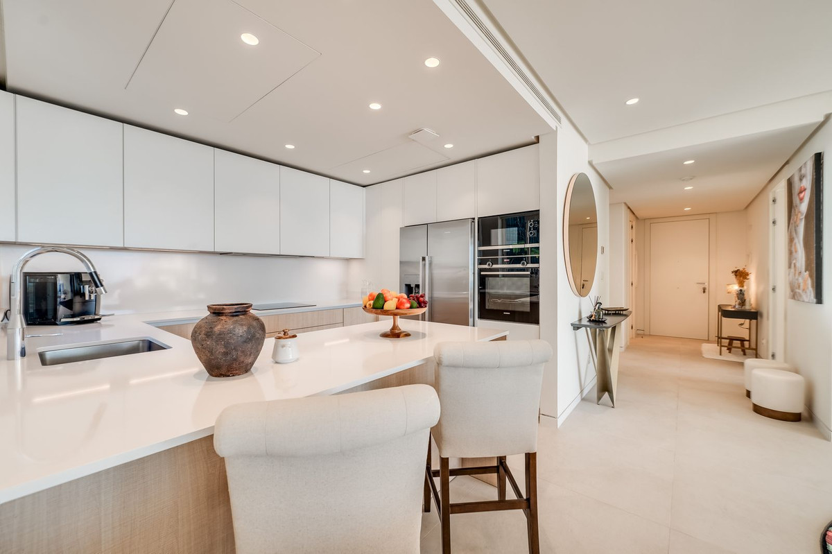 3 Bed Apartment for sale in Ojén Costa Del Sol, Málaga, Spain