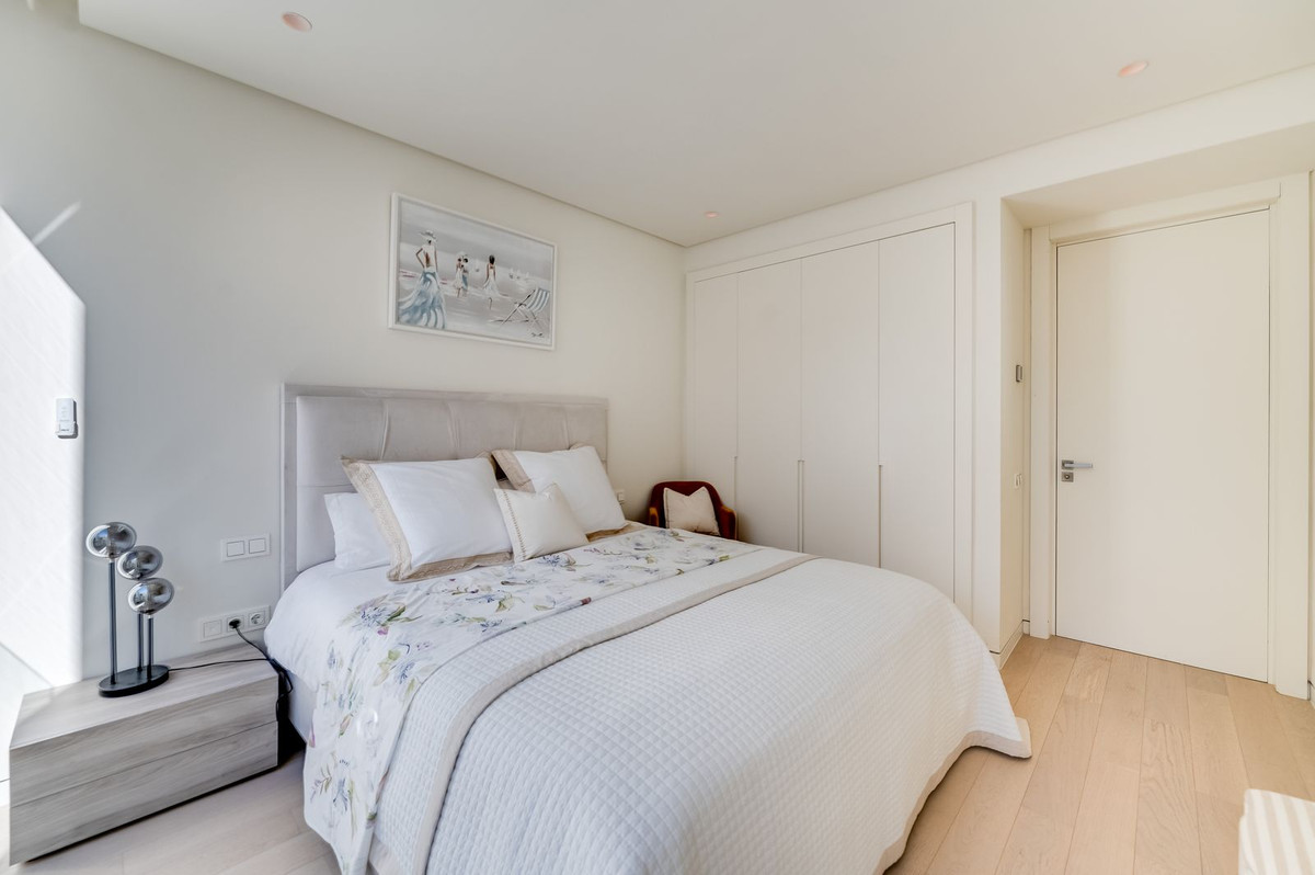 3 Bed Apartment for sale in Ojén Costa Del Sol, Málaga, Spain