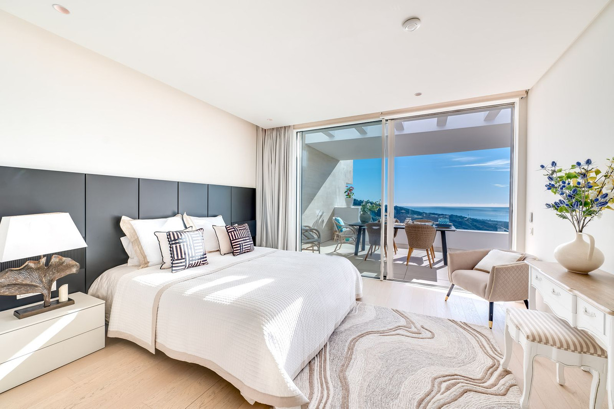 3 Bed Apartment for sale in Ojén Costa Del Sol, Málaga, Spain
