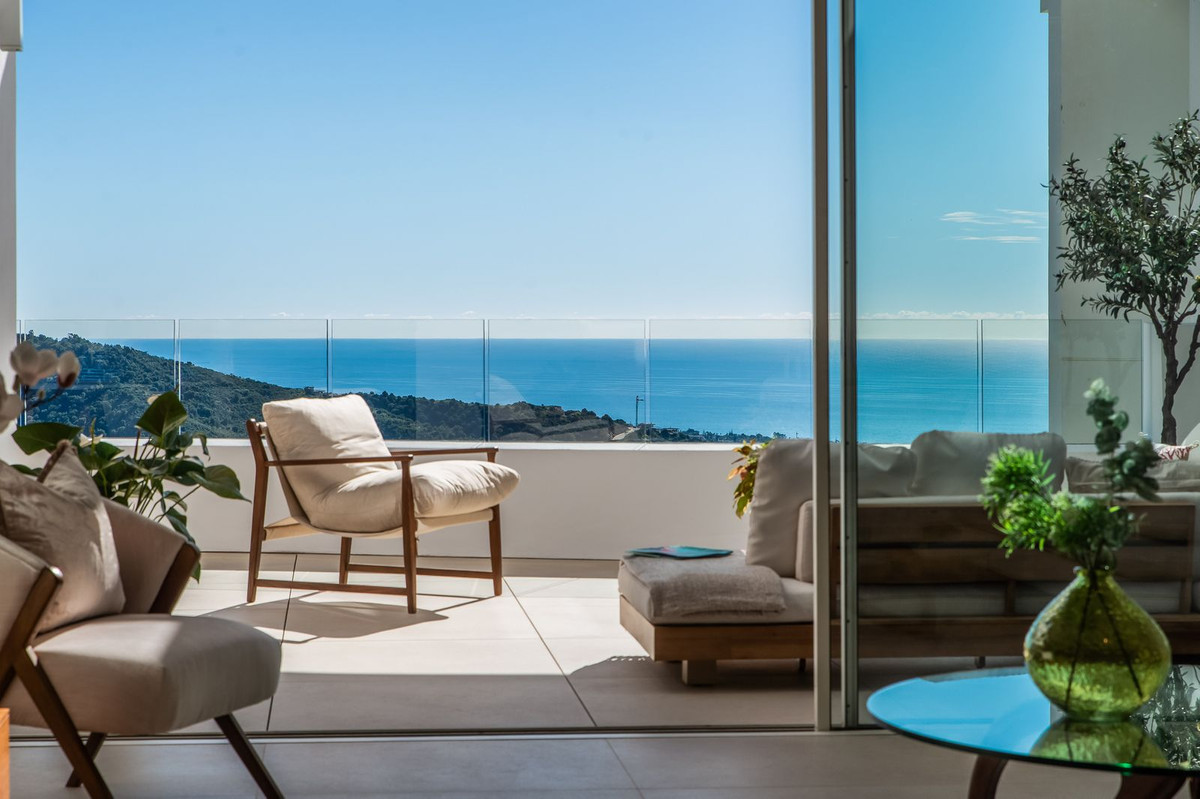 3 Bed Apartment for sale in Ojén Costa Del Sol, Málaga, Spain