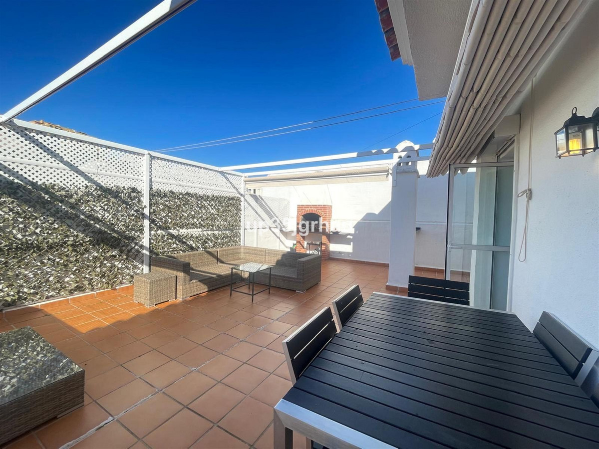 4 Bed Apartment for sale in Selwo Costa Del Sol, Málaga, Spain