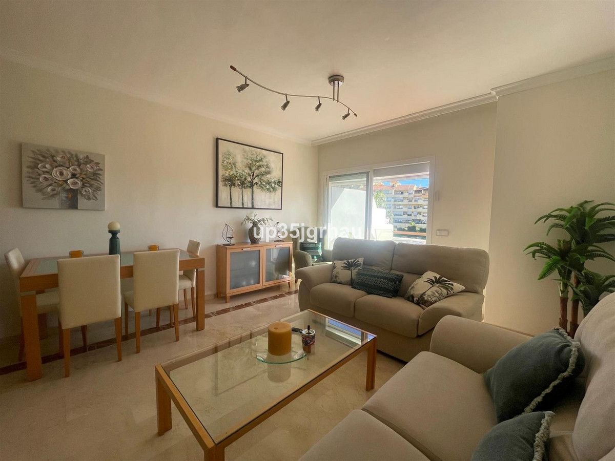 4 Bed Apartment for sale in Selwo Costa Del Sol, Málaga, Spain