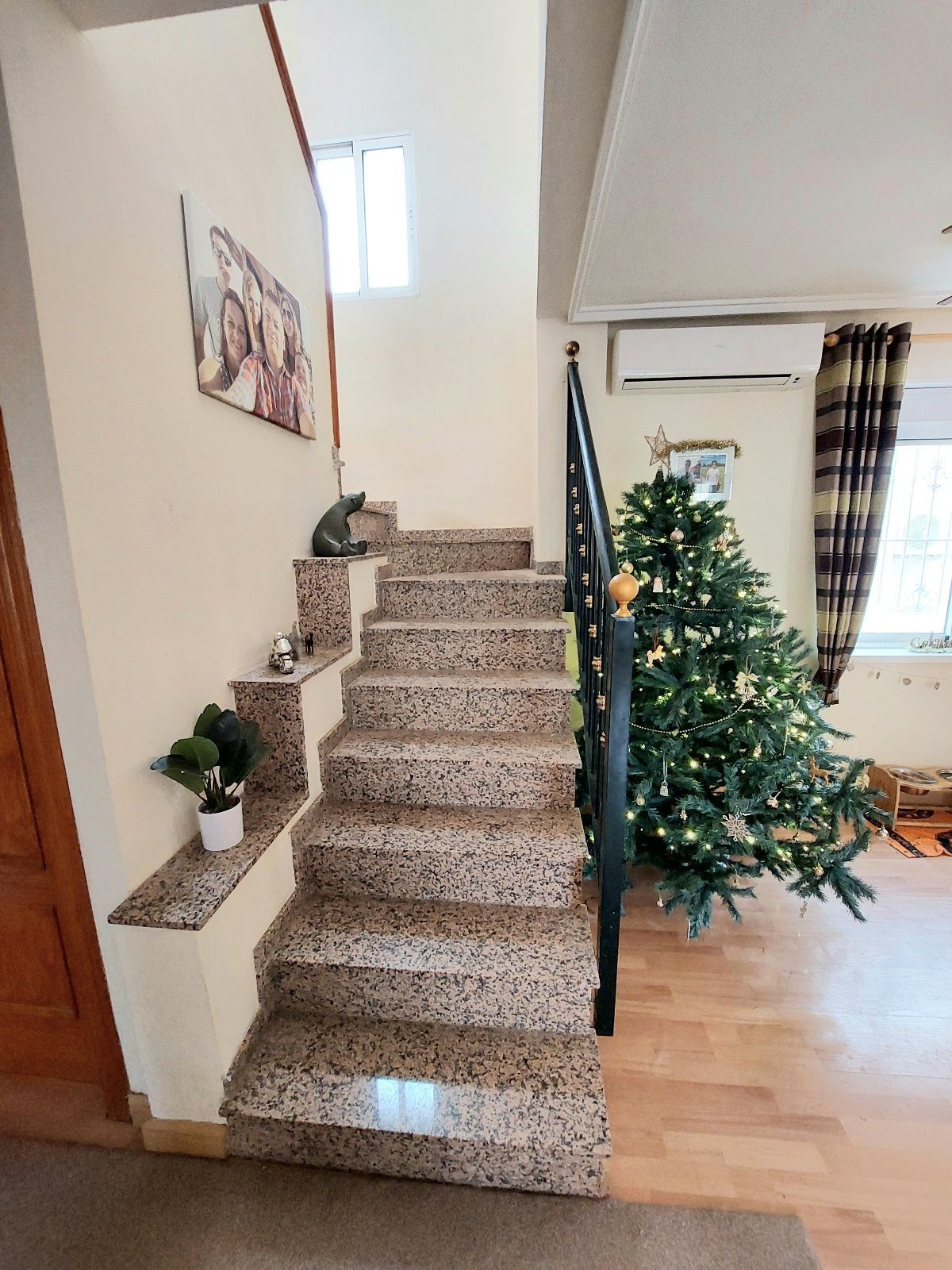 Se vende Villa - Chalet de 3 dormitorios en Costa Blanca, Alicante, España