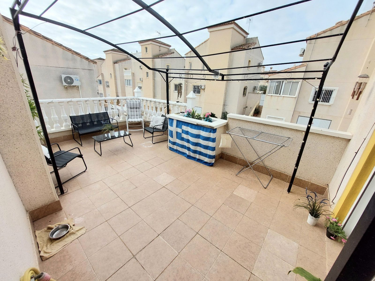 Se vende Villa - Chalet de 3 dormitorios en Costa Blanca, Alicante, España