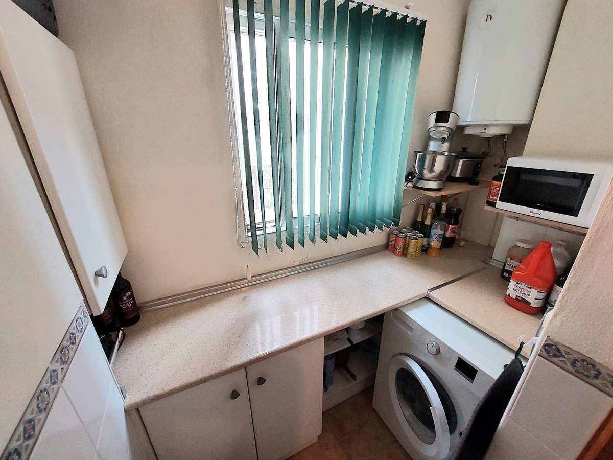 Se vende Villa - Chalet de 3 dormitorios en Costa Blanca, Alicante, España