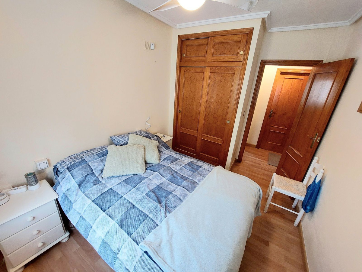 Se vende Villa - Chalet de 3 dormitorios en Costa Blanca, Alicante, España
