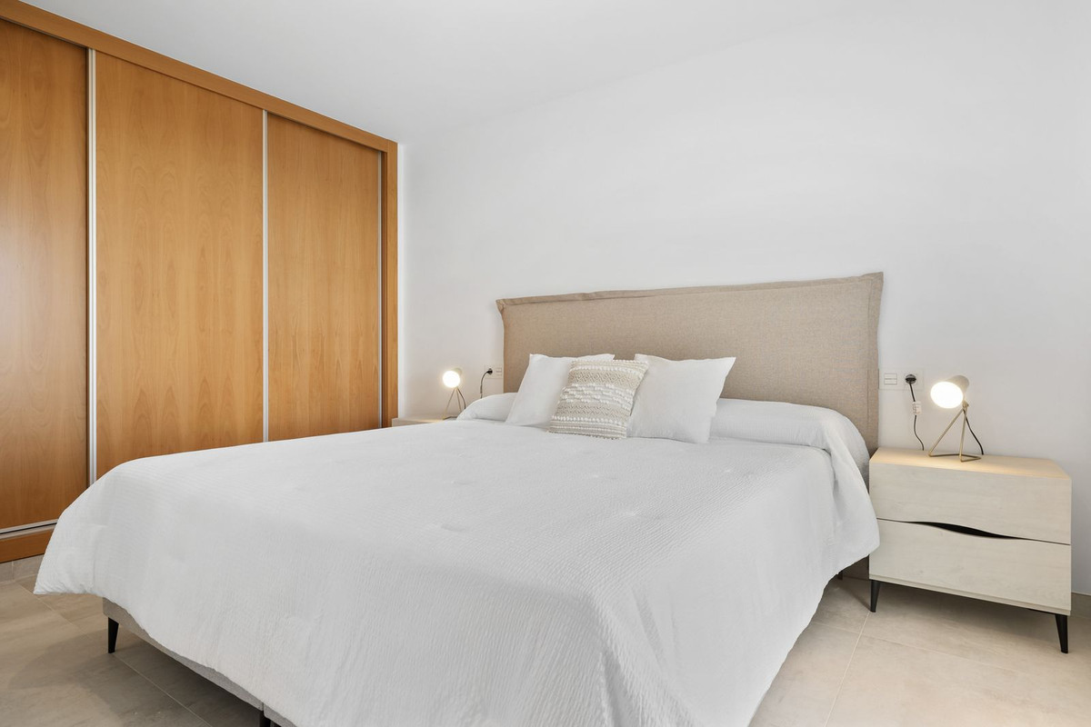 6 Bed Townhouse for sale in La Cala De Mijas Costa Del Sol, Málaga, Spain